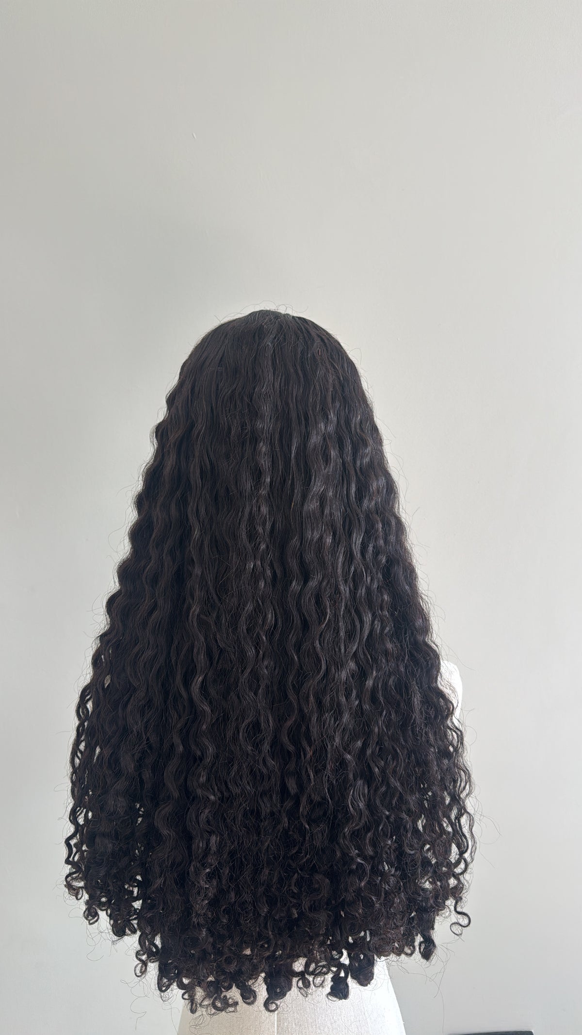 Lana Curls